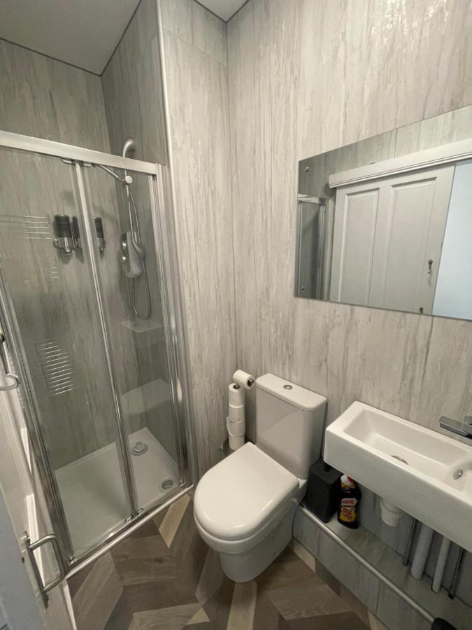 Crown Aros Beag, Ultra City Central 2 Bedroom Apartment With Free Parking Onsite Inverness Zewnętrze zdjęcie